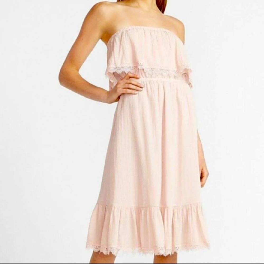 Pretty in pink strapless dress